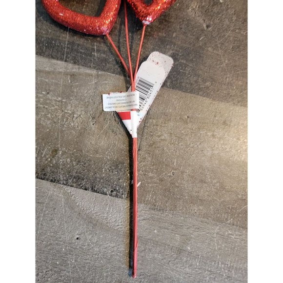 Red glitter heart Valentine's Day AS IS floral stick decor - Picture 3 of 7